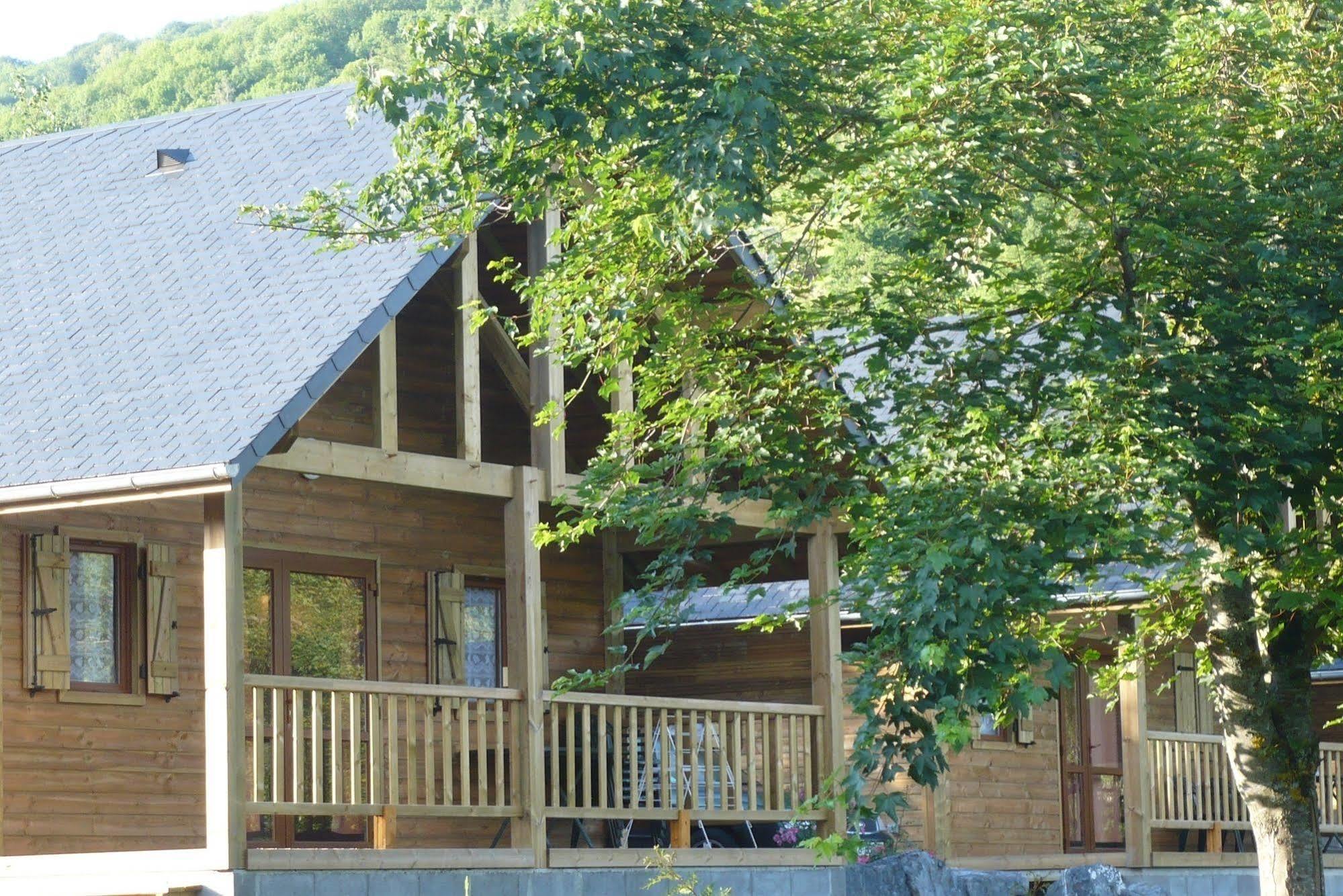 Chalets Du Lac Arcizans-Avant Екстер'єр фото