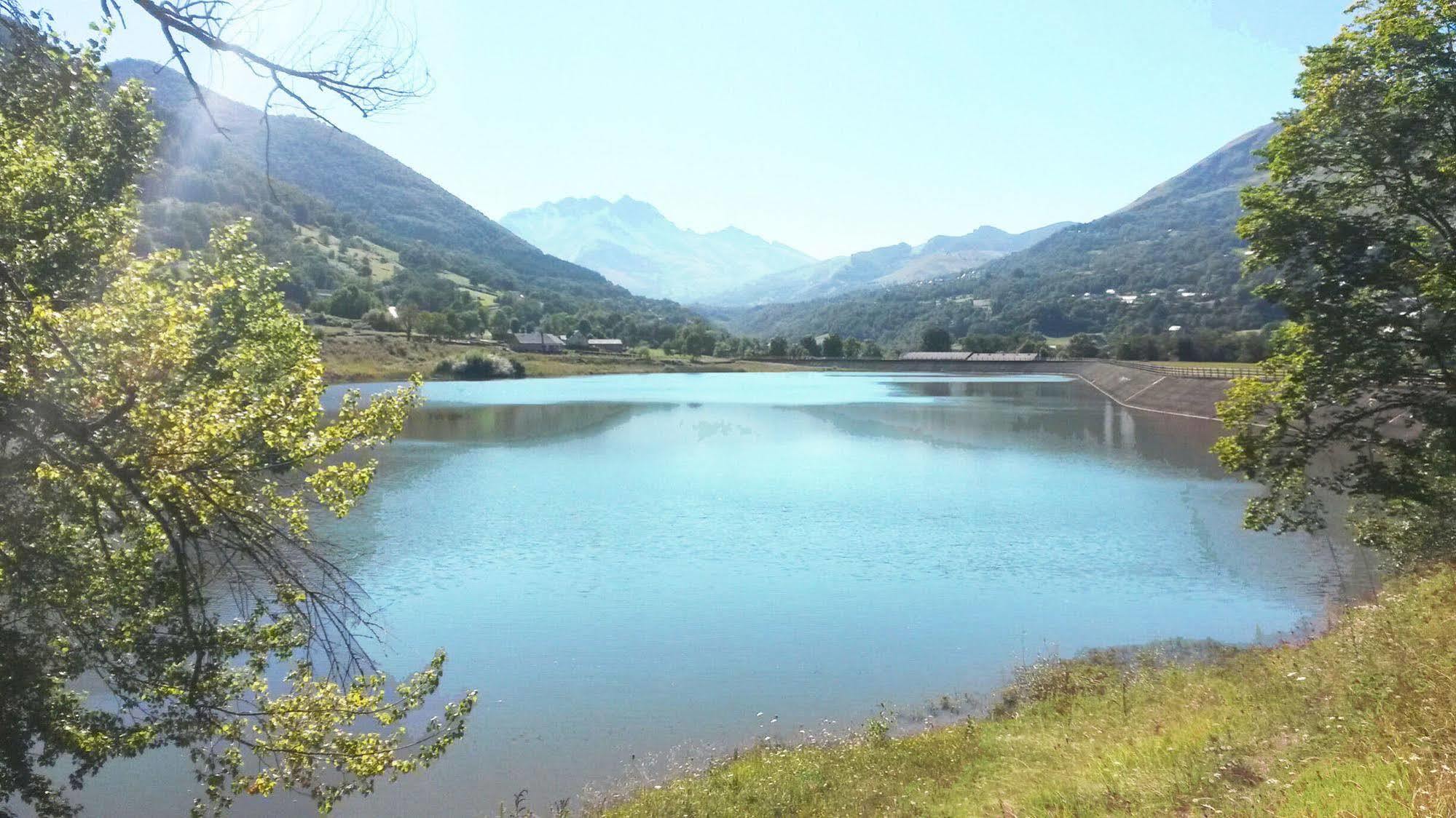 Chalets Du Lac Arcizans-Avant Екстер'єр фото